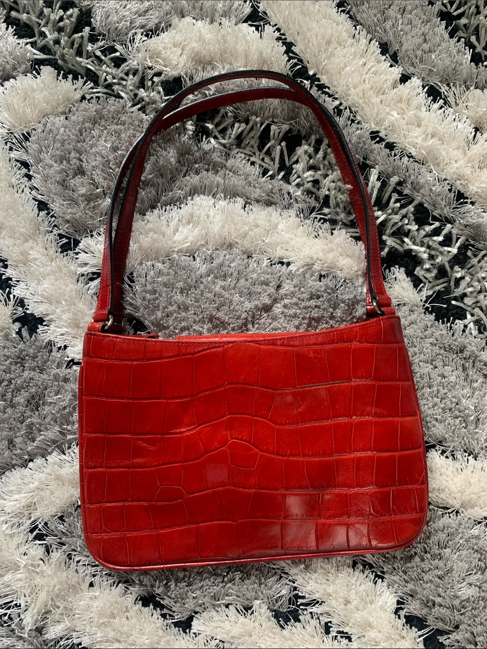 Ann Taylor Red Croc-Embossed Shoulder Bag🌹